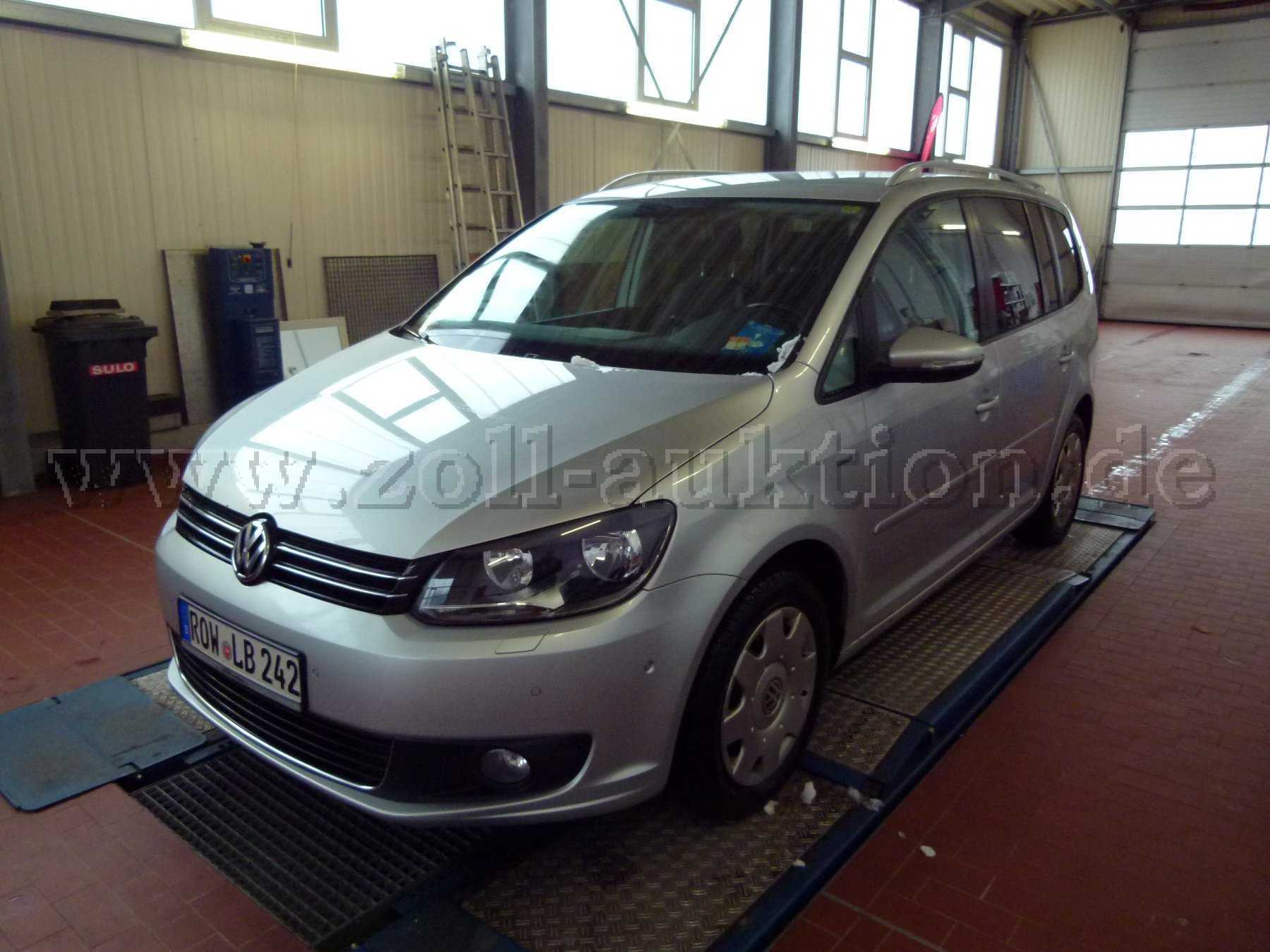 Diagonale Ansicht vorne links