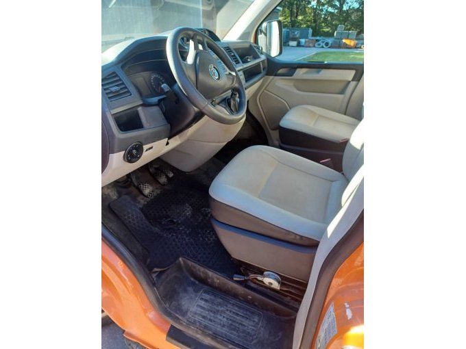 1 VW Transporter Doppelkabine Pritschenwagen PCAAC280X1 (T6) – foto 5 – kavel bij Zoll-Auktion, Marktoberdorf