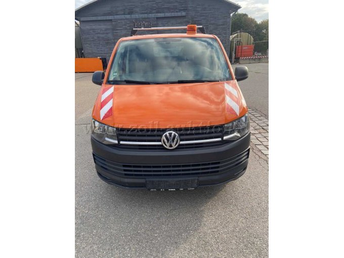 VW Transporter Kasten, von vorne