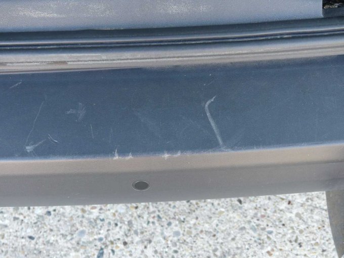 Beispiel Kratzer Stoßfänger