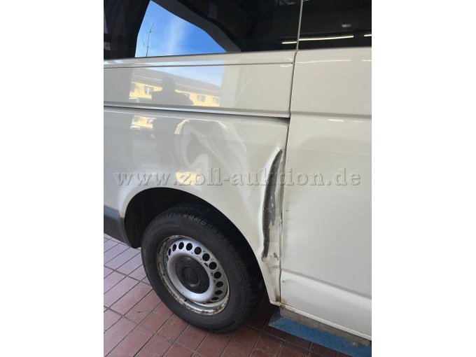 Beschädigung Seitenteil hinten rechts