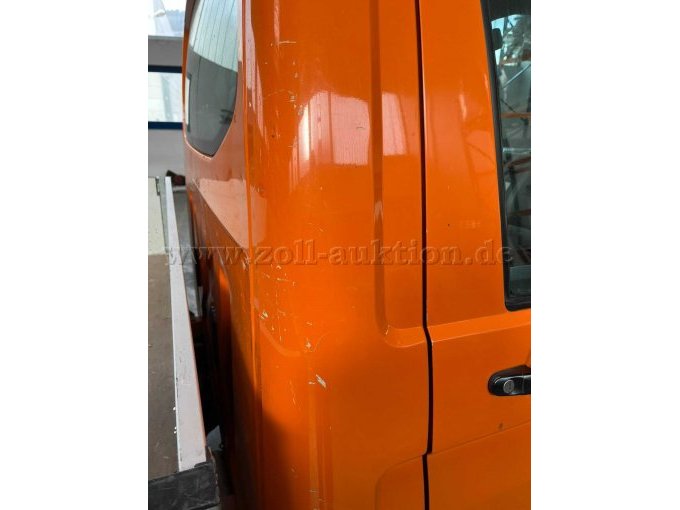 Kratzer auf der rechten Seite