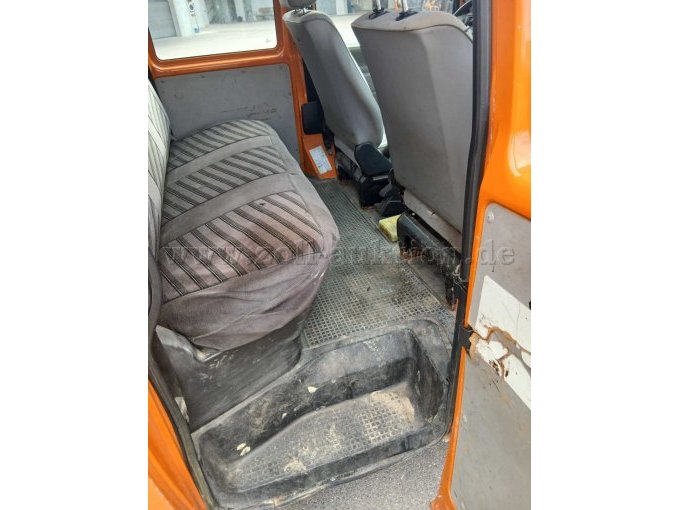 1 VW Transporter pick-up, knutselauto – foto 8 – kavel bij Zoll-Auktion, Mintraching