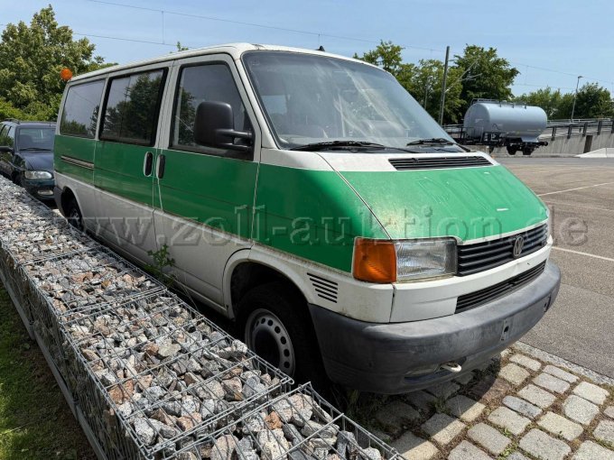 VW_T4_rechts_vorne