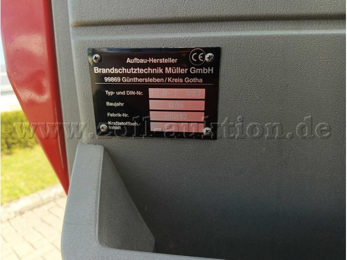 Ansicht des Typenschildes mit Produktionsdatum