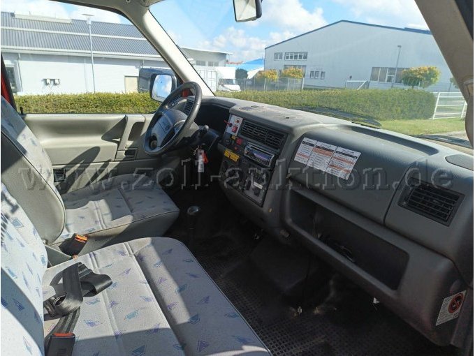 Ansicht Innenraum erste Sitzreihe