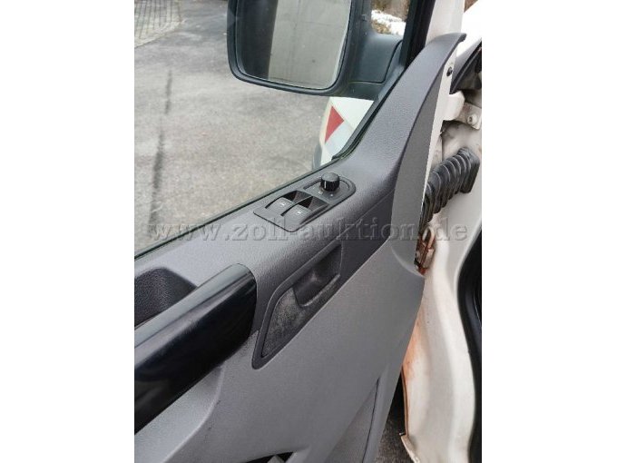 Ansicht Fahrzeugtür (Rost Fahrerseite)