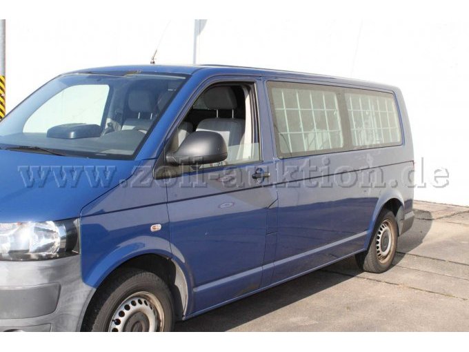 1 VW Transporter T5 2.0 TDI, buiten gebruik gesteld – foto 6 – kavel bij Zoll-Auktion, Mannheim