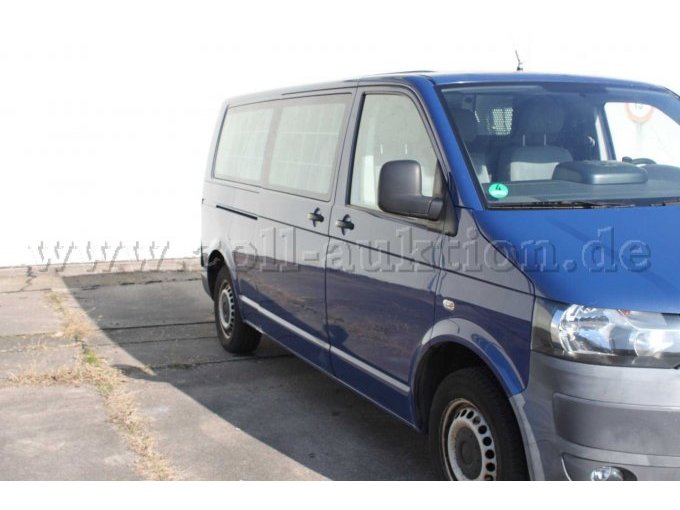 1 VW Transporter T5 2.0 TDI, buiten gebruik gesteld – foto 2 – kavel bij Zoll-Auktion, Mannheim