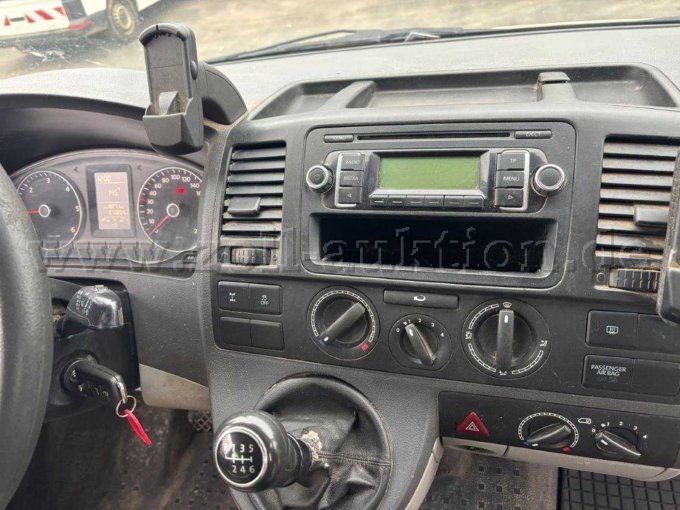 VW Transporter, Armaturenbrett