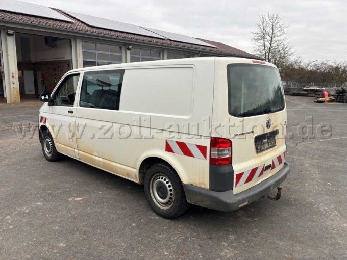 VW Transporter, Ansicht hinten links