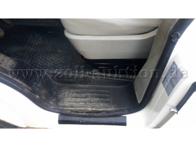 Einstieg_Fahrerseite