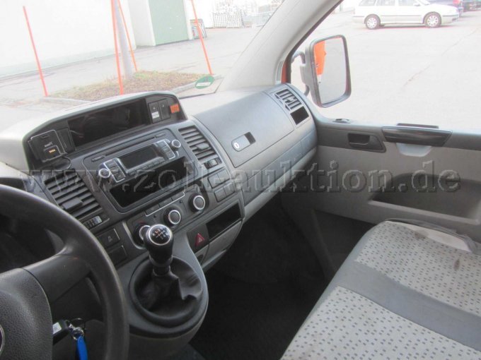 VW T5 DoKa, Fahrgastraum Ansicht Beifahrersitz