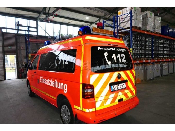 Heck- und Seitenansicht links