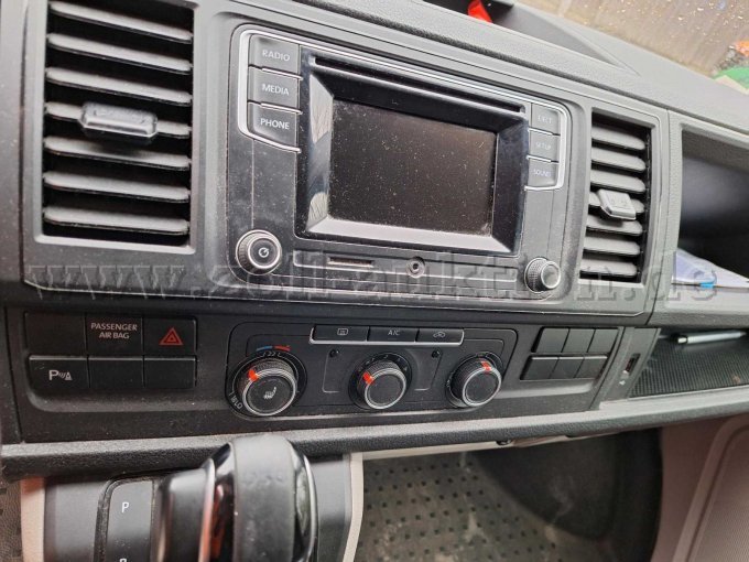 Display Radio