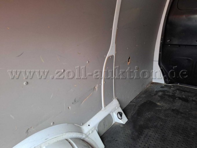 Bschädigungen im Laderaum
