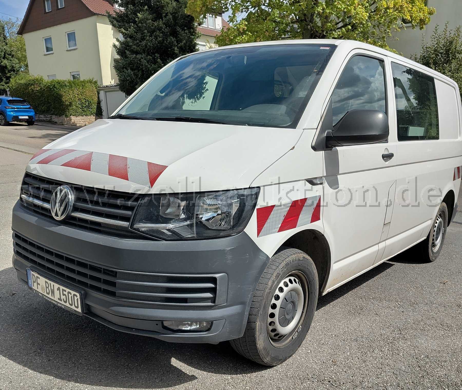 1 辆 VW Transporter TDi 4motion，有故障，部分可行驶