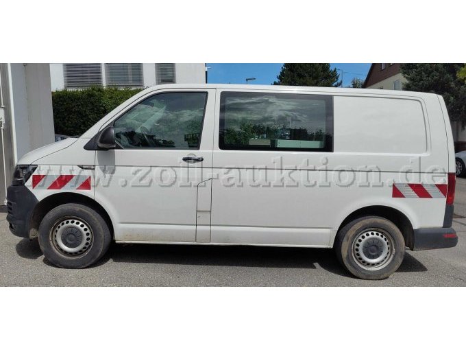 1 VW Transporter TDi 4motion, defekt, bedingt fahrbereit – foto 3 – kavel bij Zoll-Auktion, Stuttgart