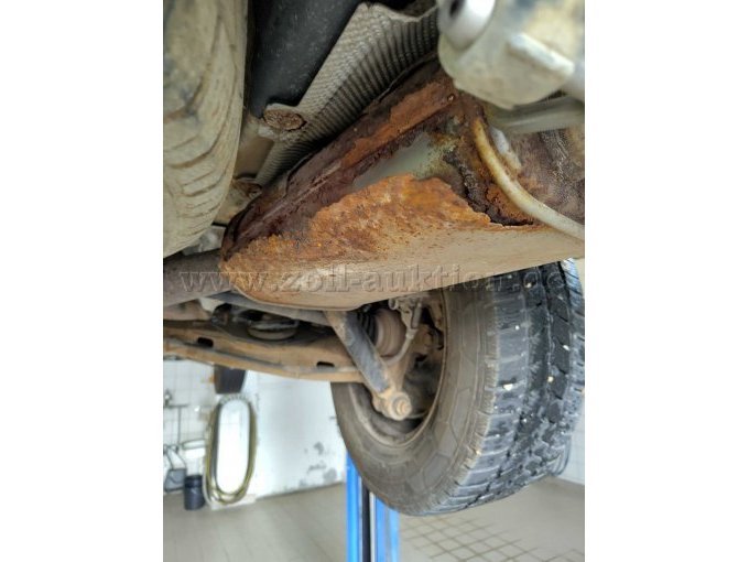 1 VW Transporter TDi 4motion, defekt, fahrbereit – foto 7 – kavel bij Zoll-Auktion, Stuttgart