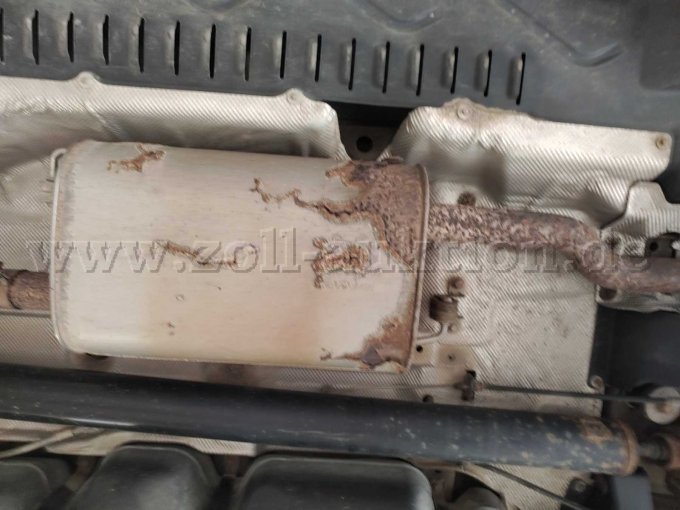 1 VW Transporter TDi 4motion, defekt, fahrbereit – foto 8 – kavel bij Zoll-Auktion, Stuttgart