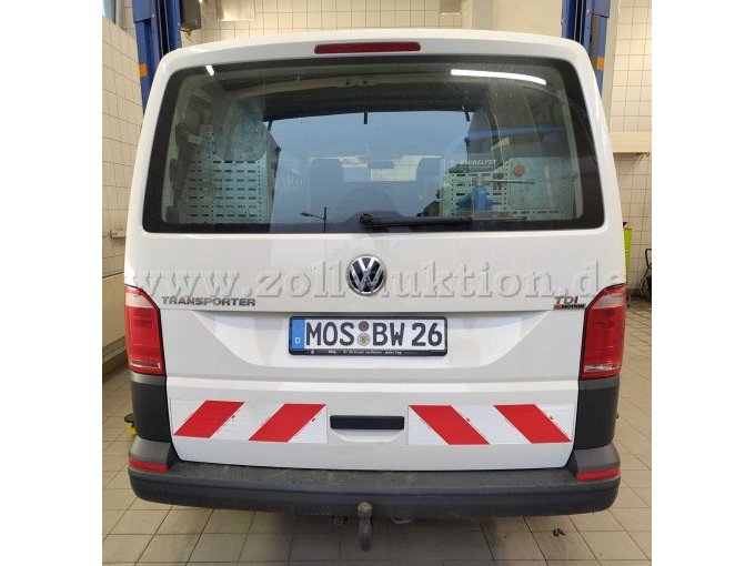 1 VW Transporter TDi 4motion nicht fahrbereit – foto 4 – kavel bij Zoll-Auktion, Stuttgart