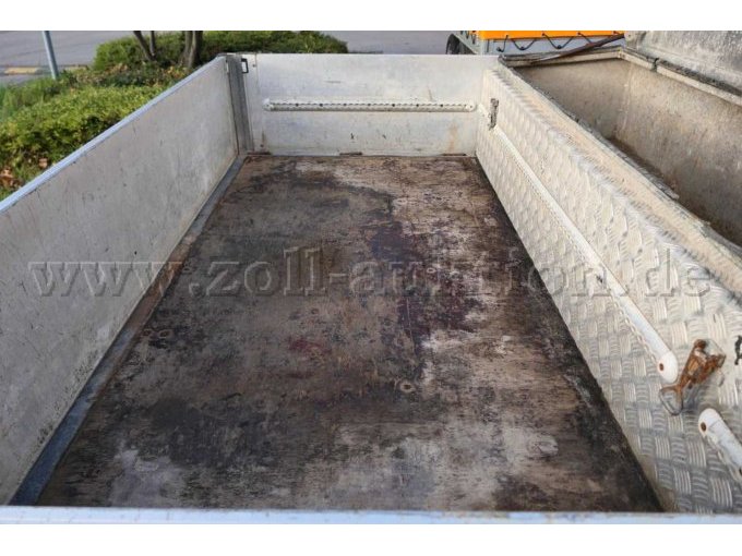 Pritschenboden verbraucht/schadhaft