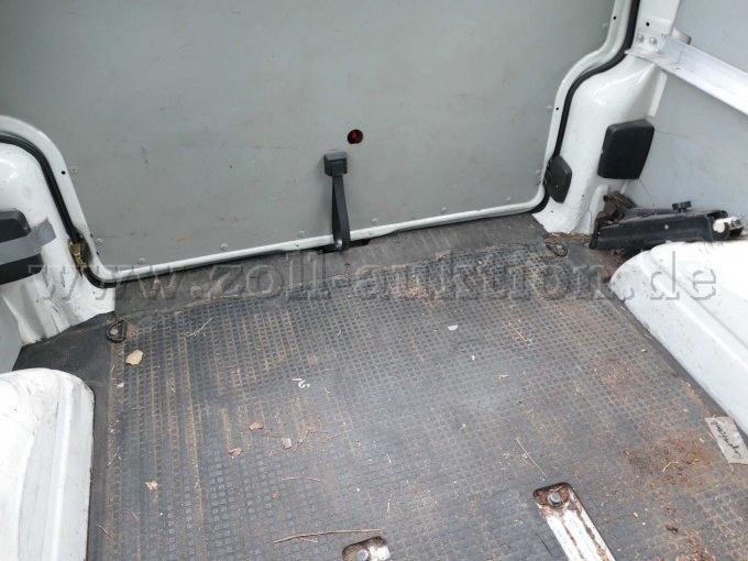 1 VW Transporter (manipulierte FIN)Teileträger – foto 14 – kavel bij Zoll-Auktion, Dresden
