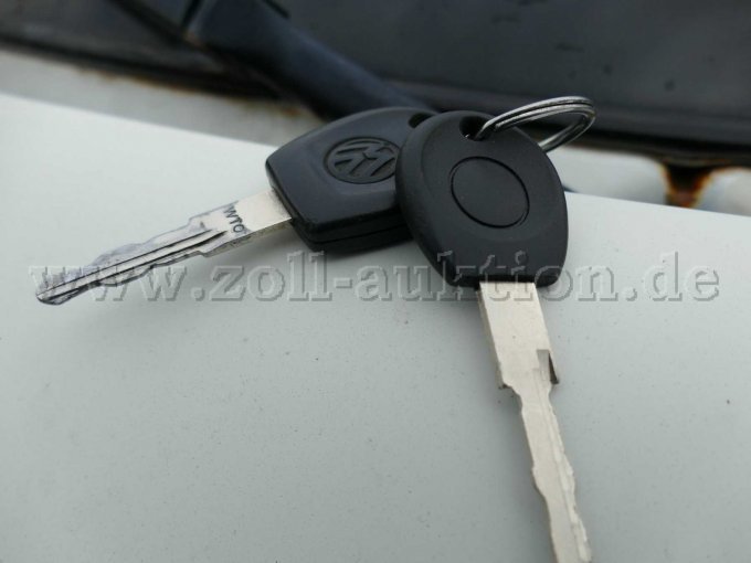 1 VW Transporter (manipulierte FIN)Teileträger – foto 11 – kavel bij Zoll-Auktion, Dresden