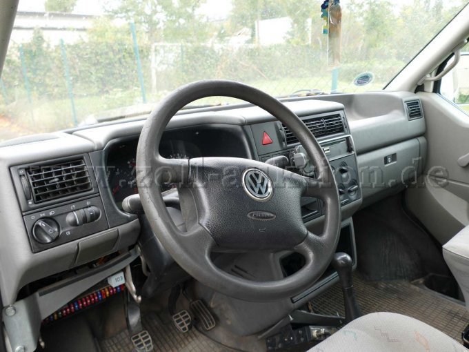 1 VW Transporter (manipulierte FIN)Teileträger – foto 4 – kavel bij Zoll-Auktion, Dresden