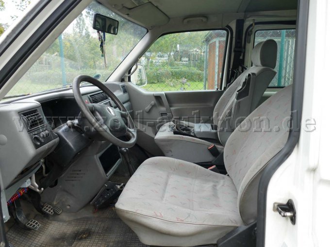 1 VW Transporter (manipulierte FIN)Teileträger – foto 5 – kavel bij Zoll-Auktion, Dresden
