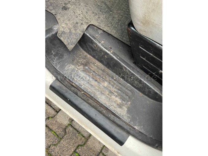 Einstieg vorne links