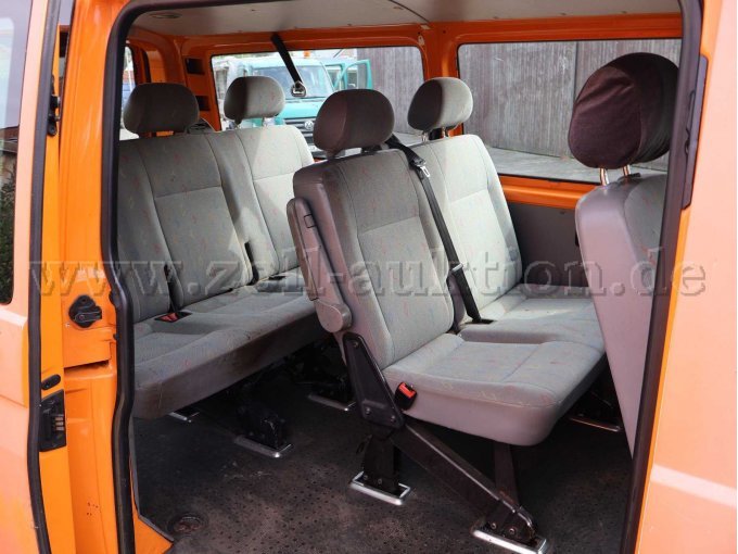 1 VW Typ T5 Transporter Kasten/Kombi (7H)(04.2003->2009) – foto 4 – kavel bij Zoll-Auktion, Rotenburg (Wümme)