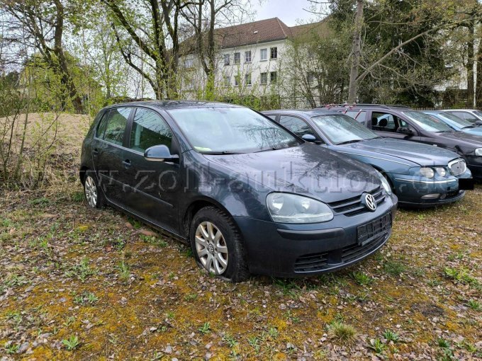 Ansicht Vorn Rechts