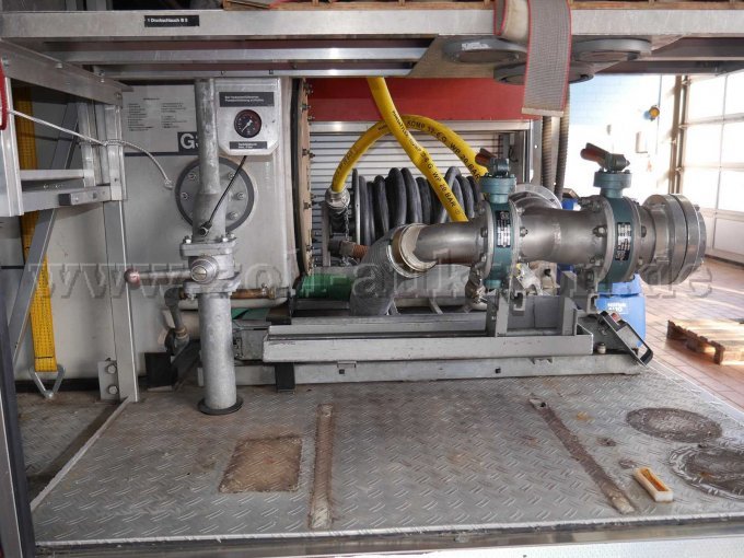 Geräteraum seitlich