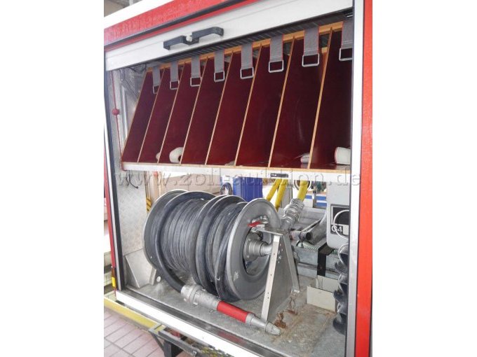 Geräteraum seitlich