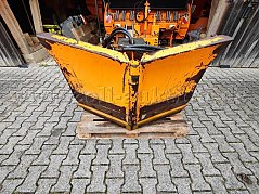 Schneepflug Frontansicht