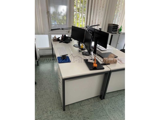 1 Vario-bureau/kantoortafel 200 x 80 – foto 3 – kavel bij Zoll-Auktion, Neuss