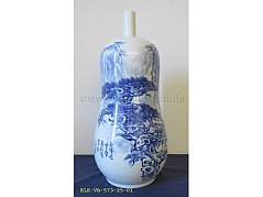 1 Vase aus Porzellan