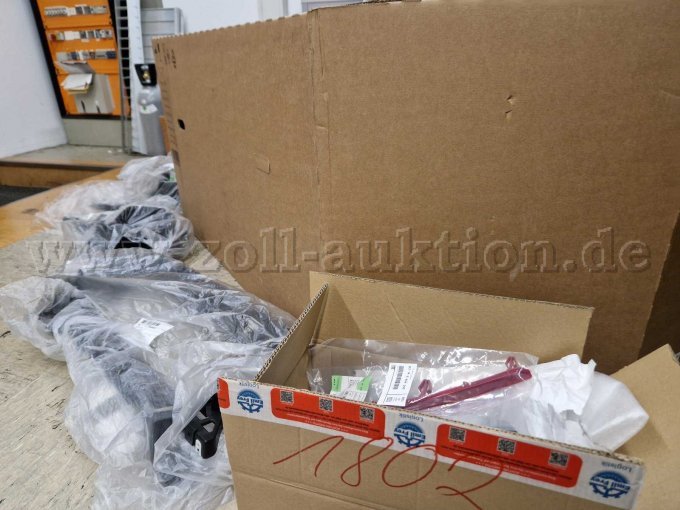 Stoßfänger original verpackt und Ersatzteile
