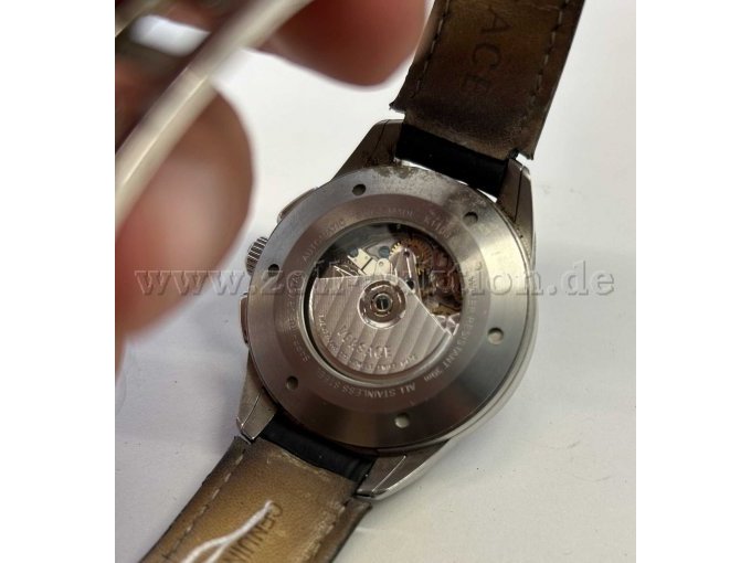 HAU Versace ChronographnAutomatik GMT 25A K11030046
Stahl/Lederband