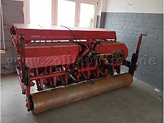 Verti-Drain (Frontansicht)