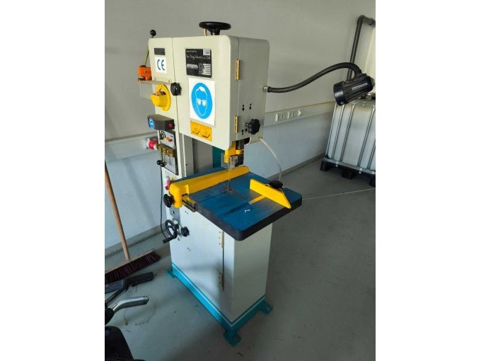 Vertikalbandsäge Saw King Industry Co., Ltd.; Seitenansicht
