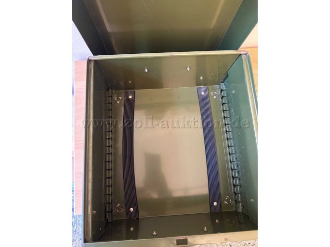 1 vintage metalen kaartenbak met sleutel – foto 2 – kavel bij Zoll-Auktion, Laatzen