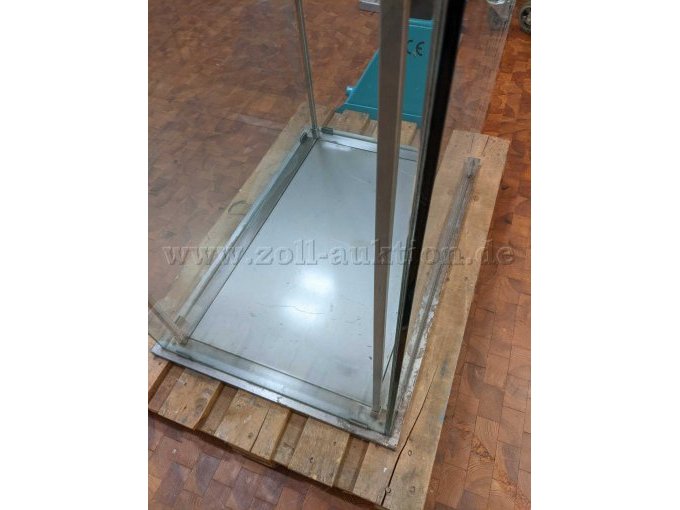 Detailansicht Sockel Vitrine Nr. 8