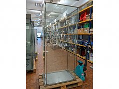 Gesamtansicht Vitrine Nr. 8