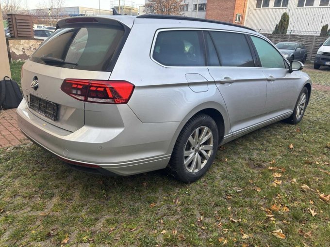 Heckansicht seitlich