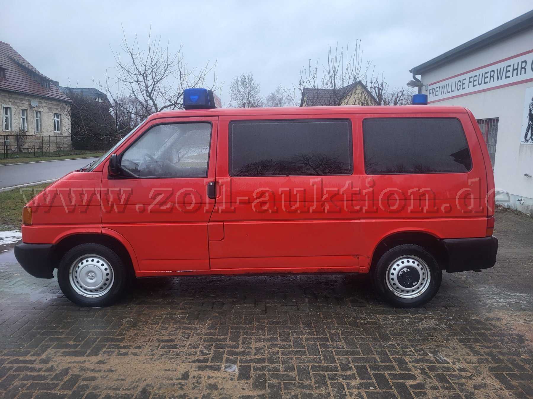 linke Fahrzeugseite (Fahrerseite)