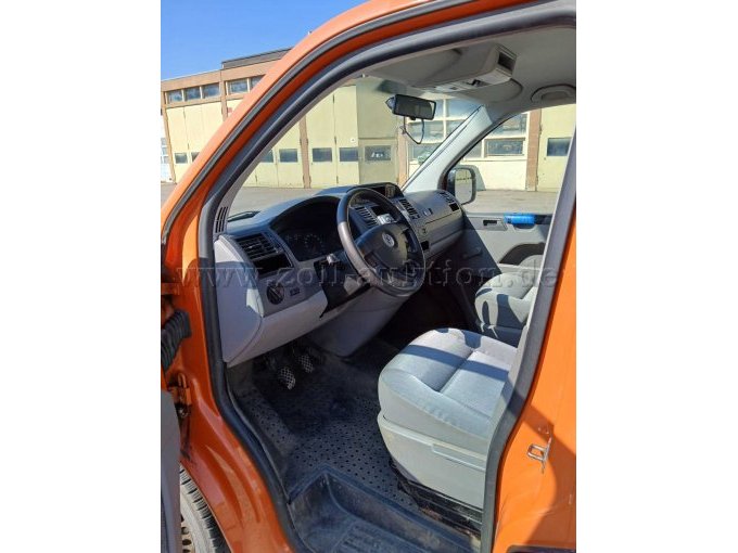 Fahrerseite Innenraum