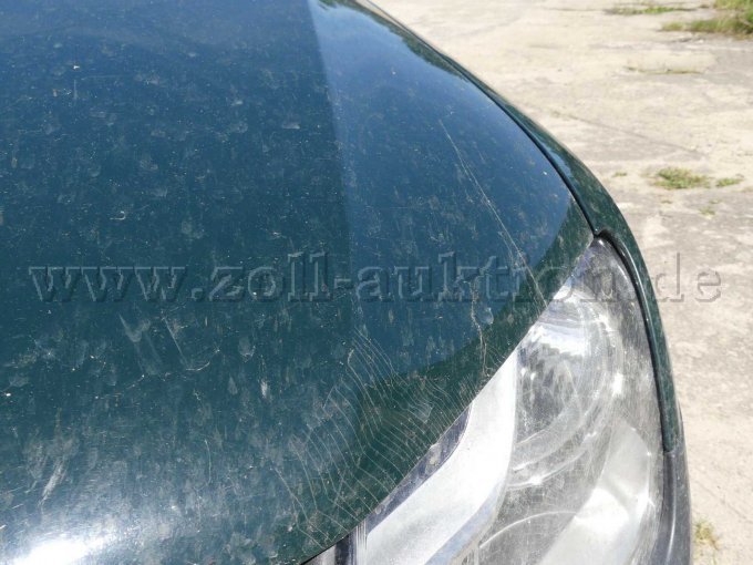 Lackrisse Motorhaube