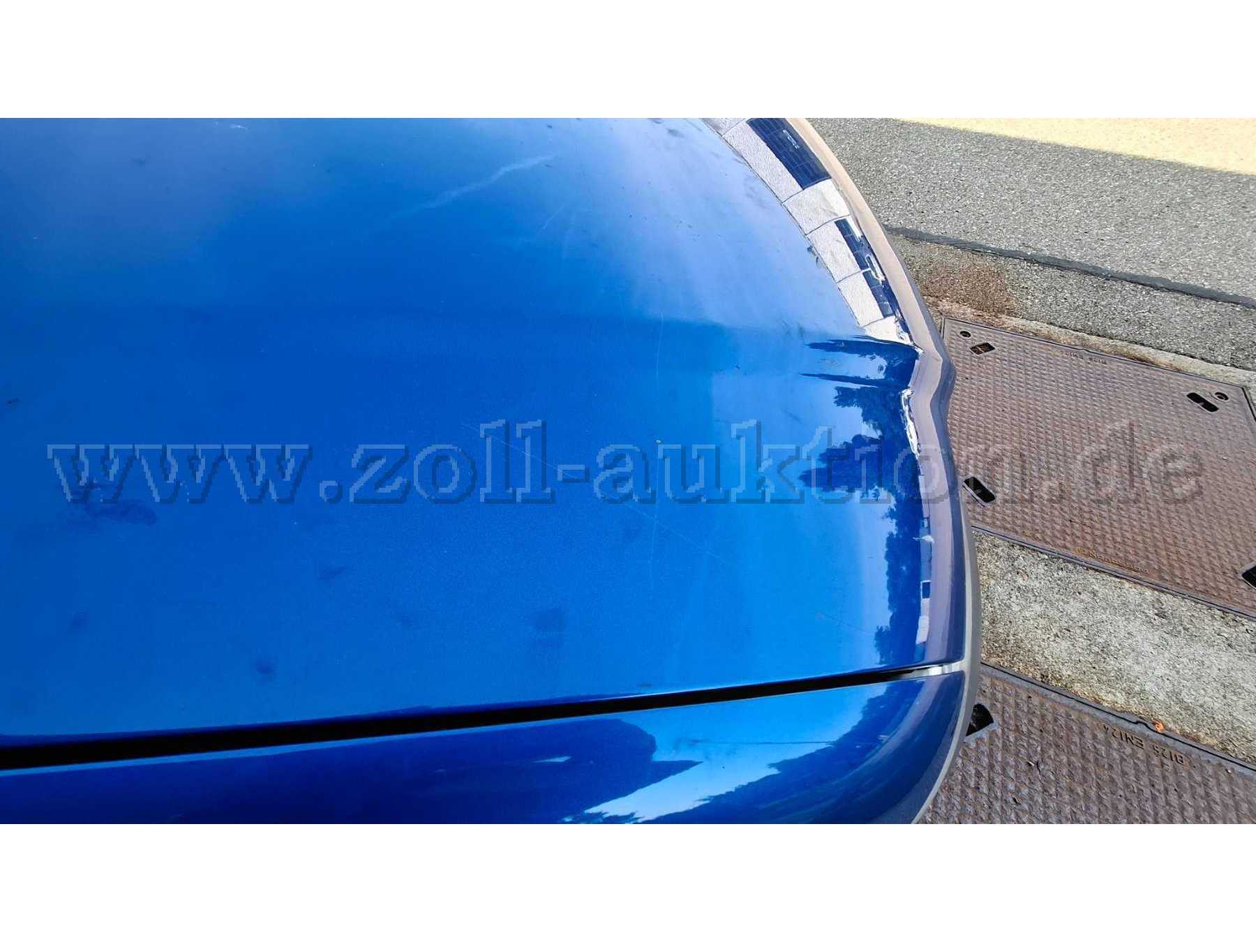 Schaden Motorhaube